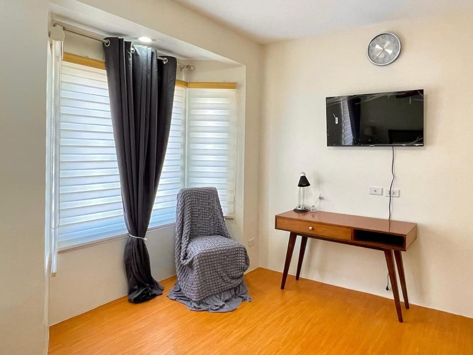Modern Comfort Stay in Pontefino, Batangas Apartment in Batangas