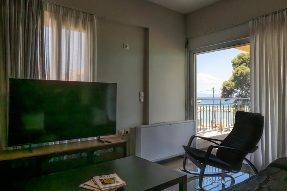 Aoton Seaside Living House in Messenia