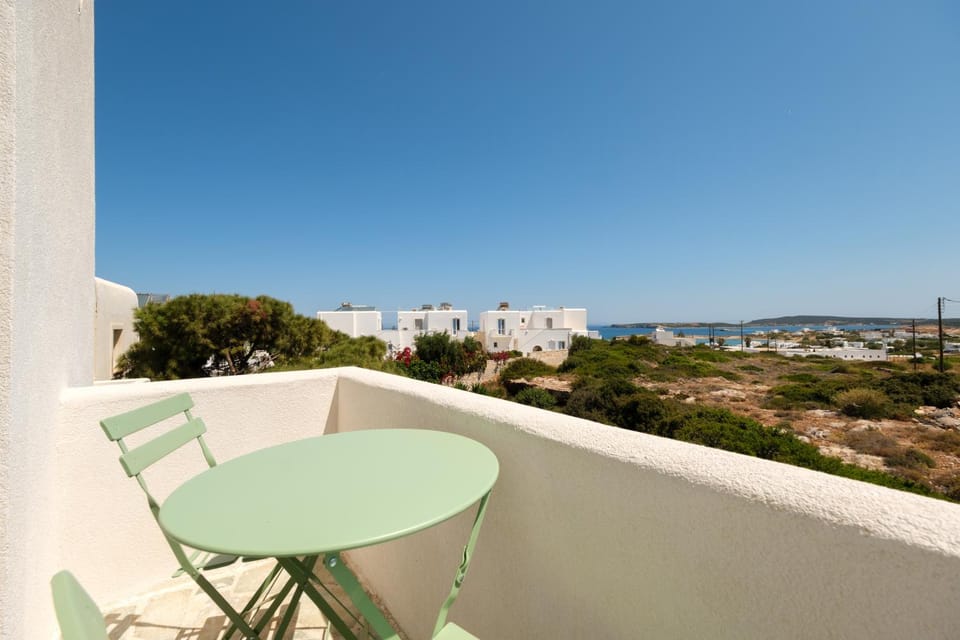 Libertis Paros Apartment hotel in Naousa