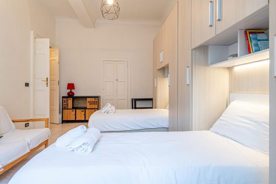 Bed, Balcony/Terrace, Bedroom, heating, towels, wardrobe