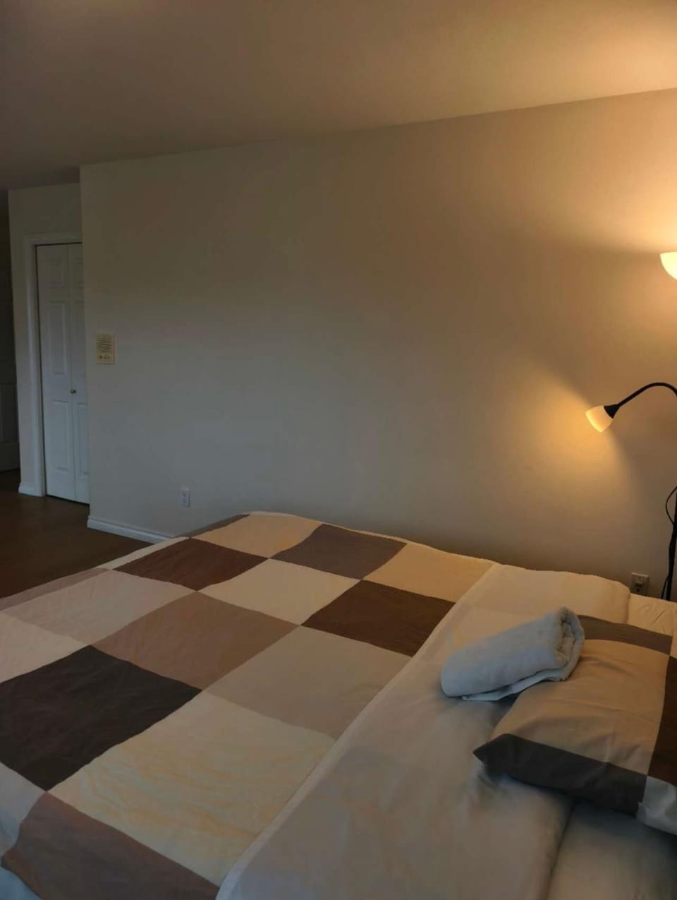 Cozy Room With King-sized Bed Vacation rental in Richmond