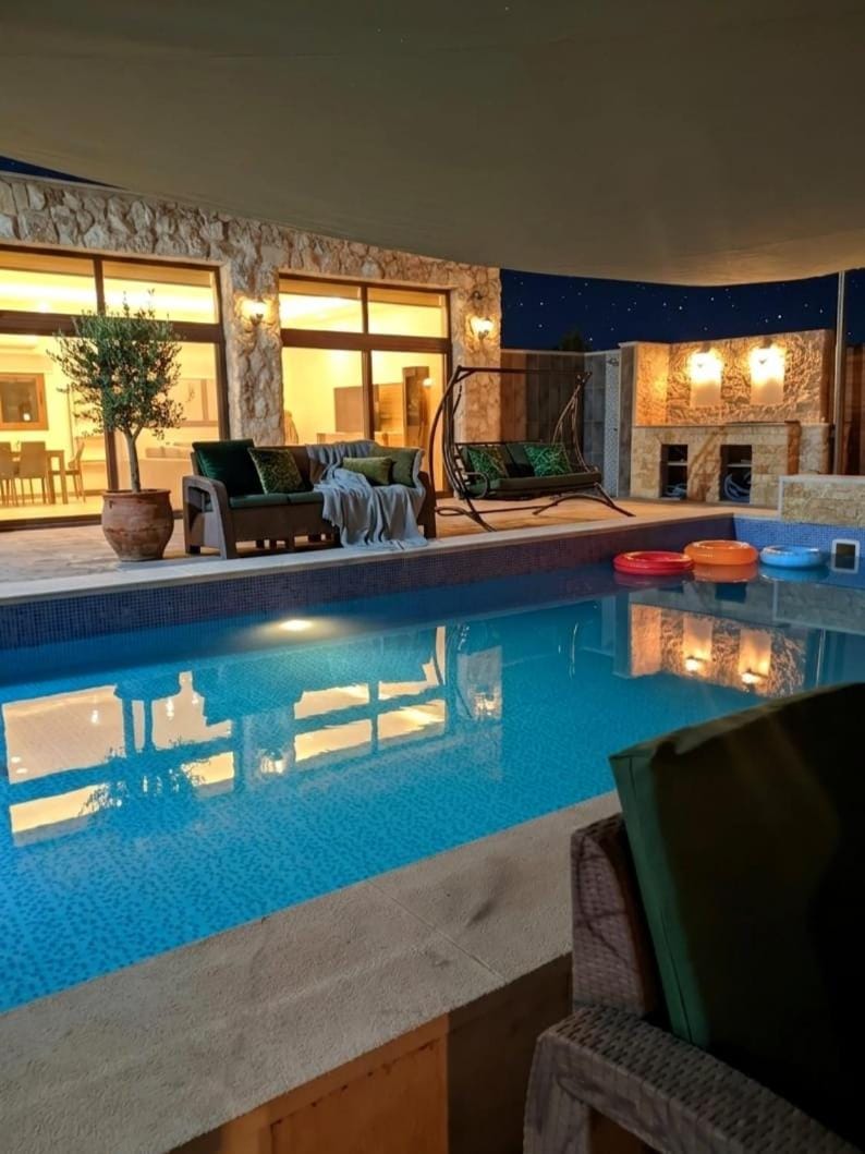 مزرعة لافين Chalet in Africa