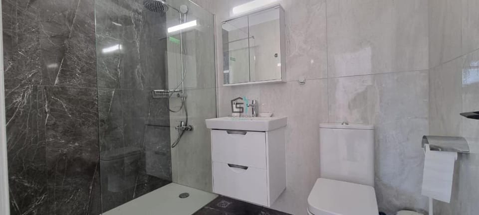 Bright and Newly Furnished 2-Bedroom Apartment Apartment in Germasogeia