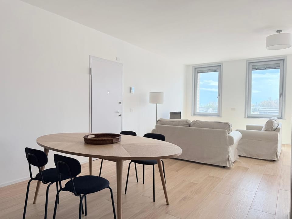 SE270 - Senigallia, meraviglioso trilocale con loggia interna Apartment in Senigallia