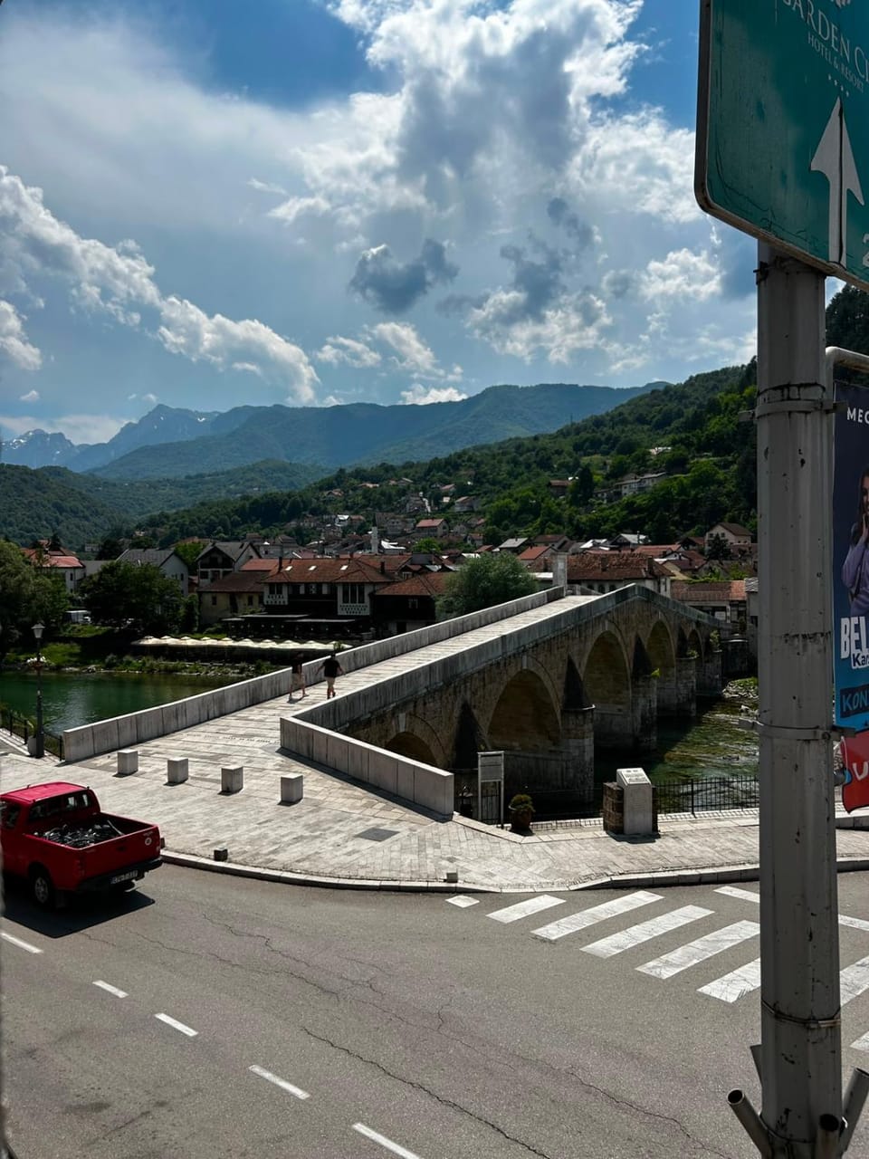 Neighbourhood, Natural landscape, Street view, Location
