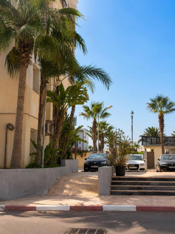 Facade/entrance, Garden, On site, Facility for disabled guests, Parking