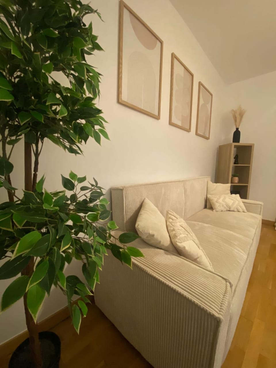 Drancy Cosy Room Apartment in Drancy