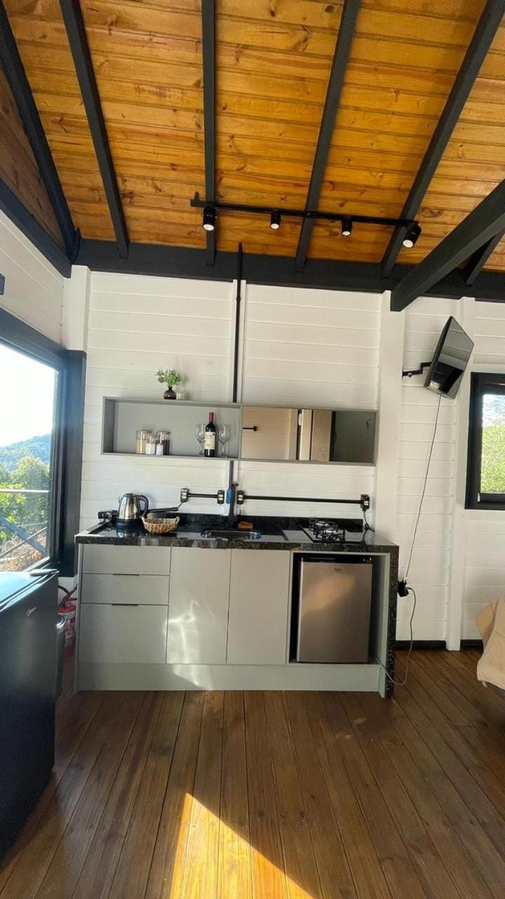 NOVIDADE - Cabana Refúgio Gaia Chalet in State of Santa Catarina