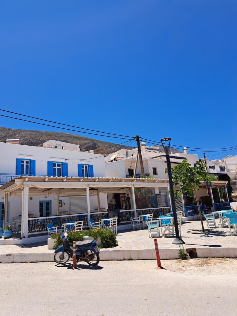 Property building, Neighbourhood, Street view, Location