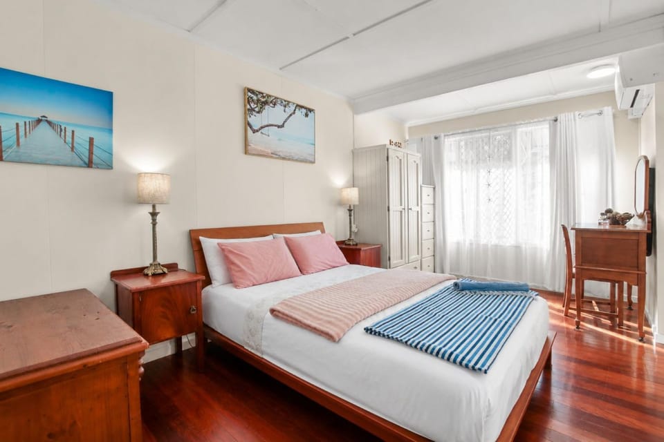 Kitchener Street 2, Golden Beach House in Golden Beach