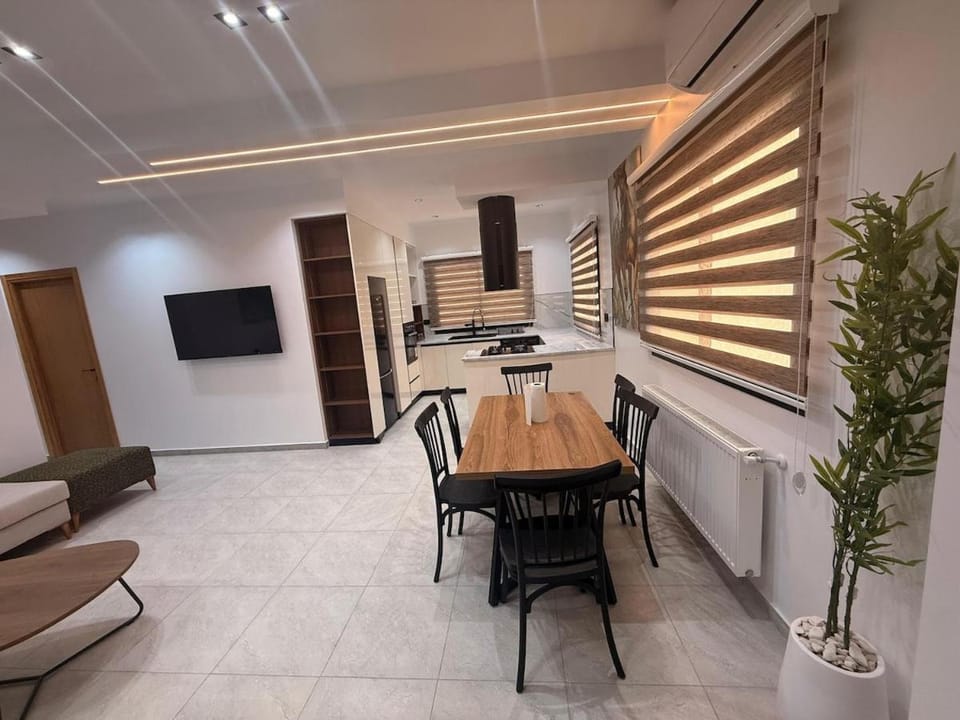 Appartement Luxe S3-900m-plage-Fibre-Smart TV-Parking Apartment in Nabeul‎, Tunisia