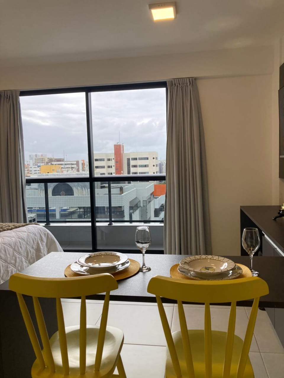 TIME1123 TODO CLIMATIZADO PRAIA A 200M VARANDA Queen Size Apartment in Maceió