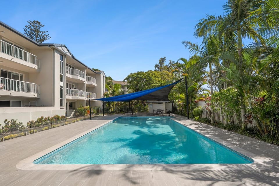Solara - Burleigh Heads Pool, Tennis, Spa Apartment in Burleigh Heads