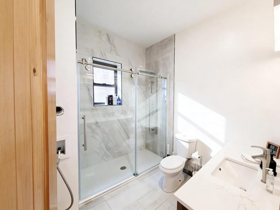 NYC View Penthouse, 6 MinWalk to PATH, 15 Min to NYC, 5 Apartment in Jersey City