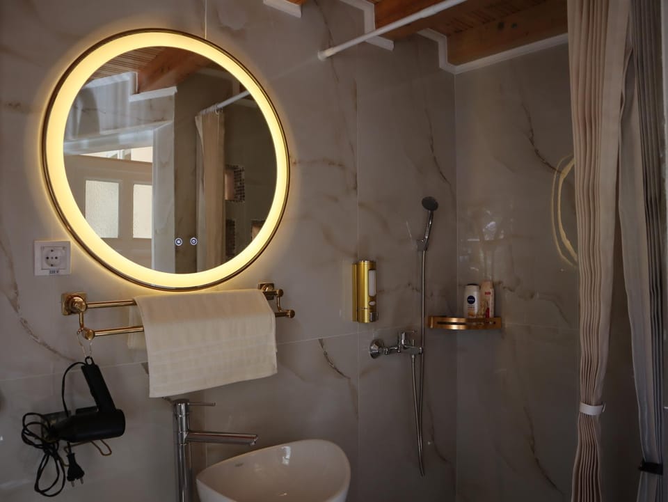 Golden Sun Salon Apartment in Vojvodina