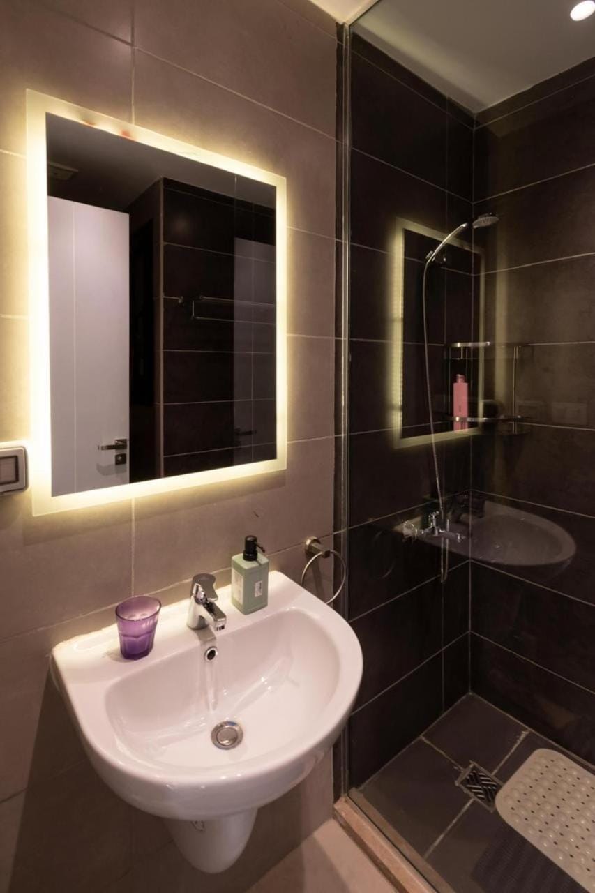 G Cribs 1BR Oasis with Pool View Gouna Apartment in Hurghada