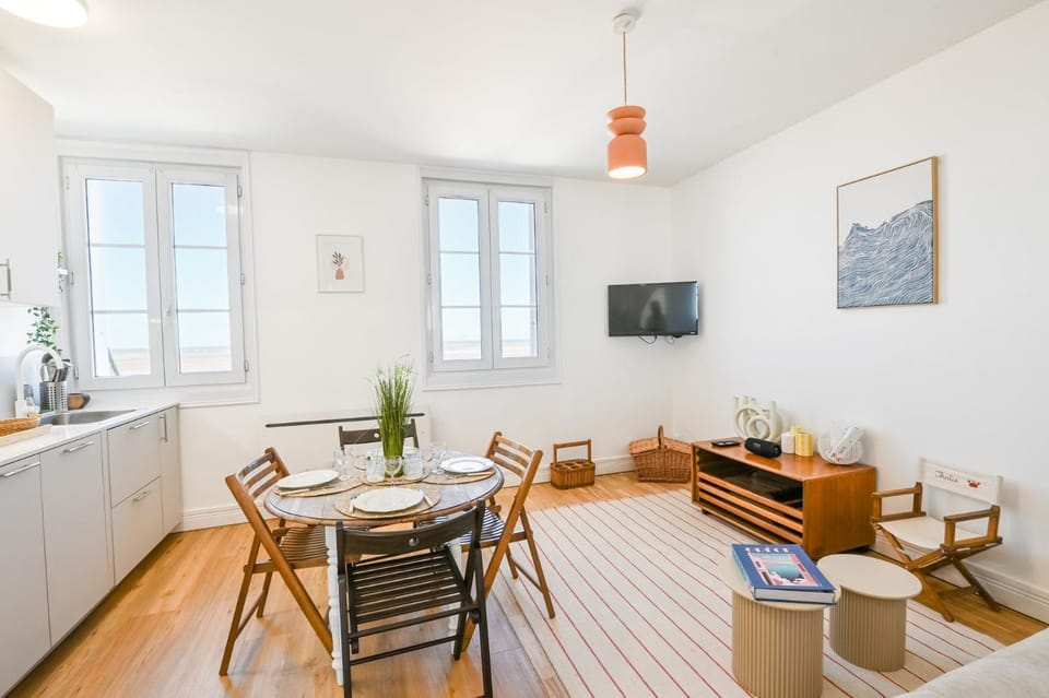 Au Soleil Couchant, F3 Vue mer Apartment in Houlgate