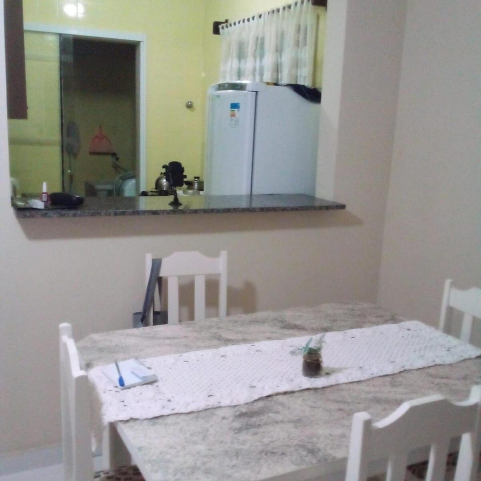 Apto 01 dorm, Av da Igreja, wi-fi, churrasqueira, 2 quadras praia Apartment in Tramandaí