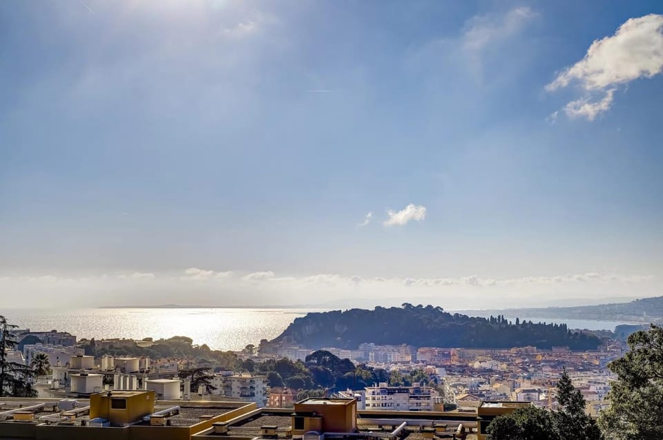 Nearby landmark, Day, Natural landscape, Balcony/Terrace, City view, Mountain view, Sea view