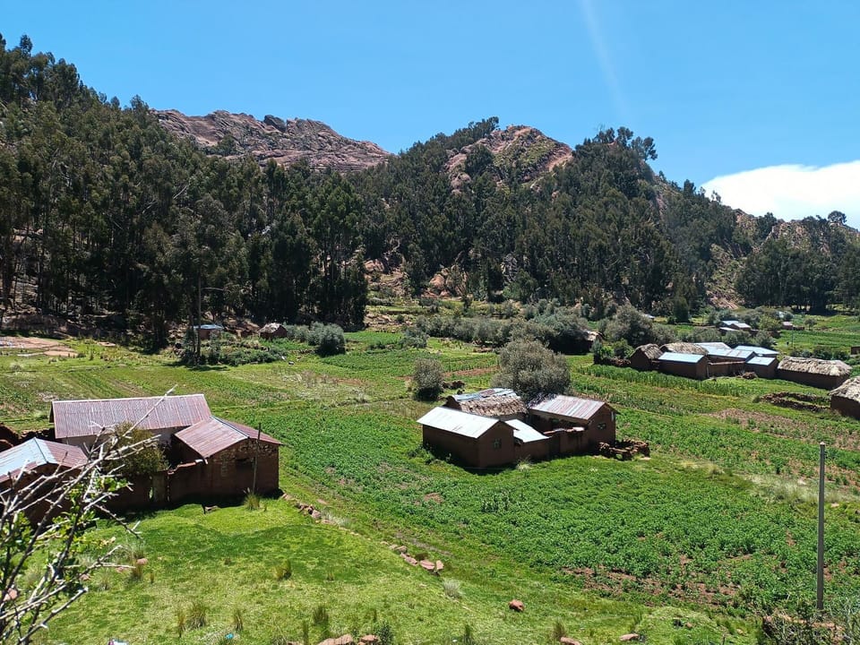 INTIS UTAWA INN Lodge Bed and Breakfast in Puno, Peru