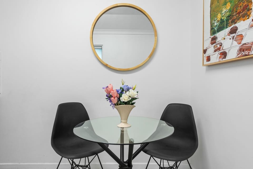 Cozy and Comfy Studio - Short walk to Hospital and CBD Apartment in Brisbane City