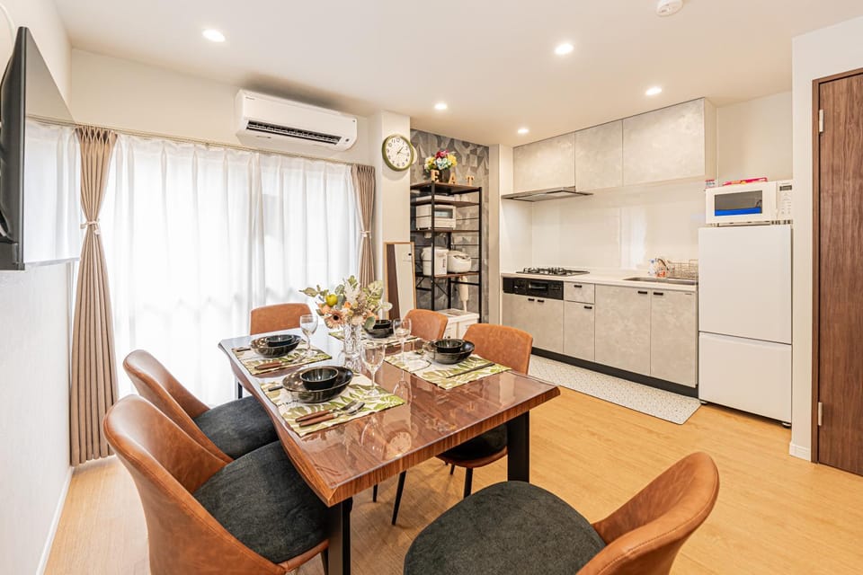 51sqm Two Bedroom Apartment 4 Min to Station Direct to Asakusa Ginza and Airport Apartment in Japan
