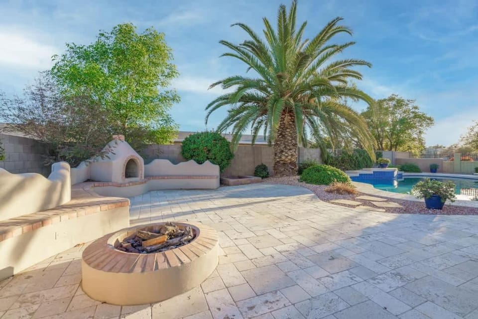 Patio, Garden, Garden, Balcony/Terrace, Pool view, sunbed