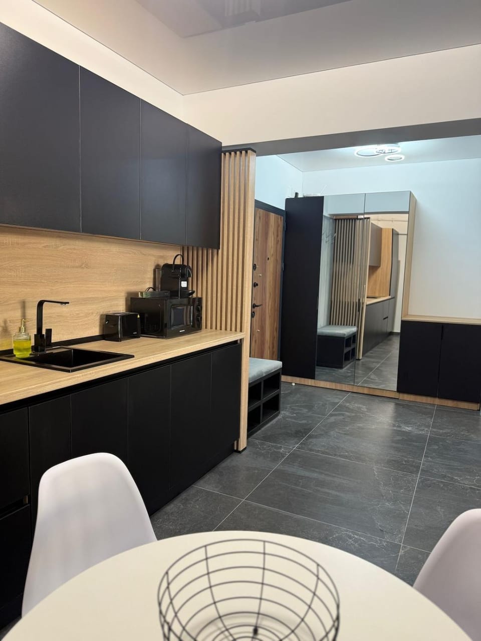 Luxury & Spacious Studio - Navodari Apartment in Constanța County