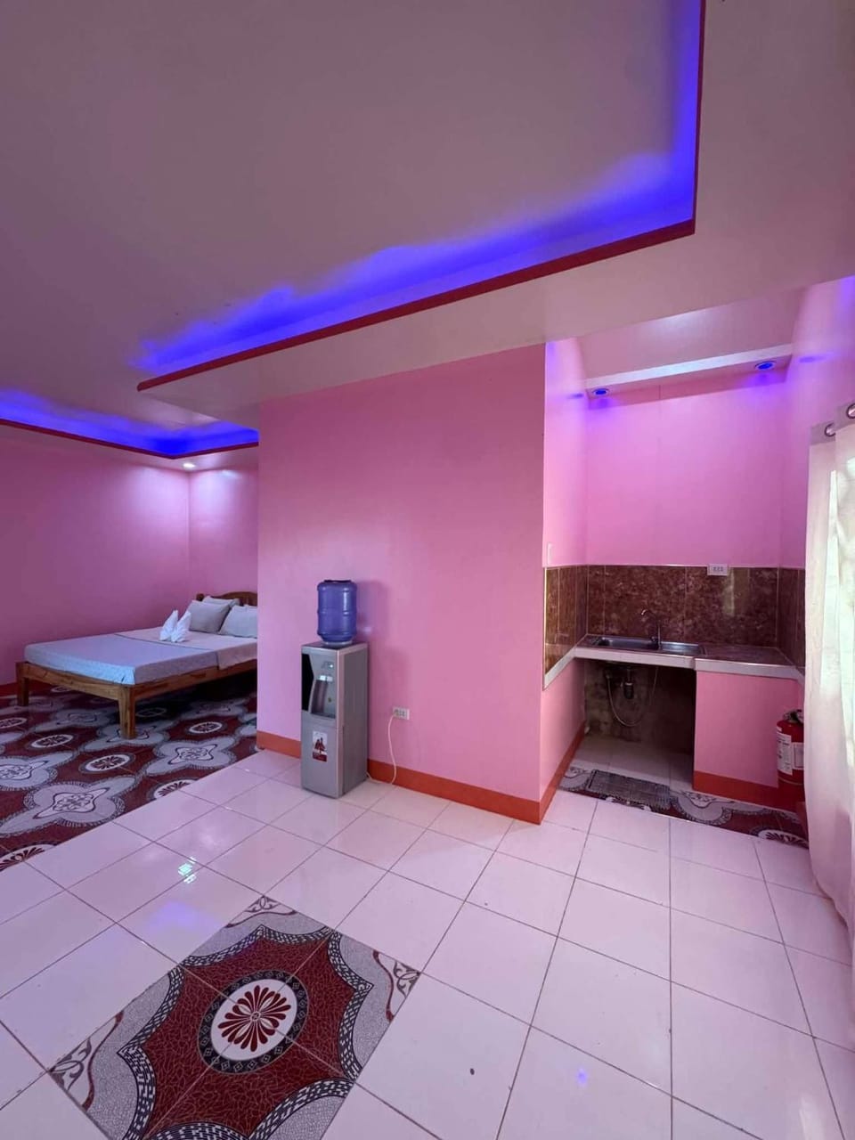 Tellos Beach House Bed and Breakfast in Siquijor