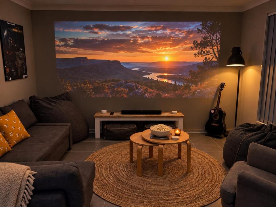 Communal lounge/ TV room, TV and multimedia, Living room, Seating area