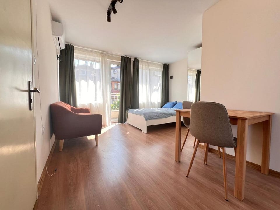 Sunny Nest Studio Apartment in Varna