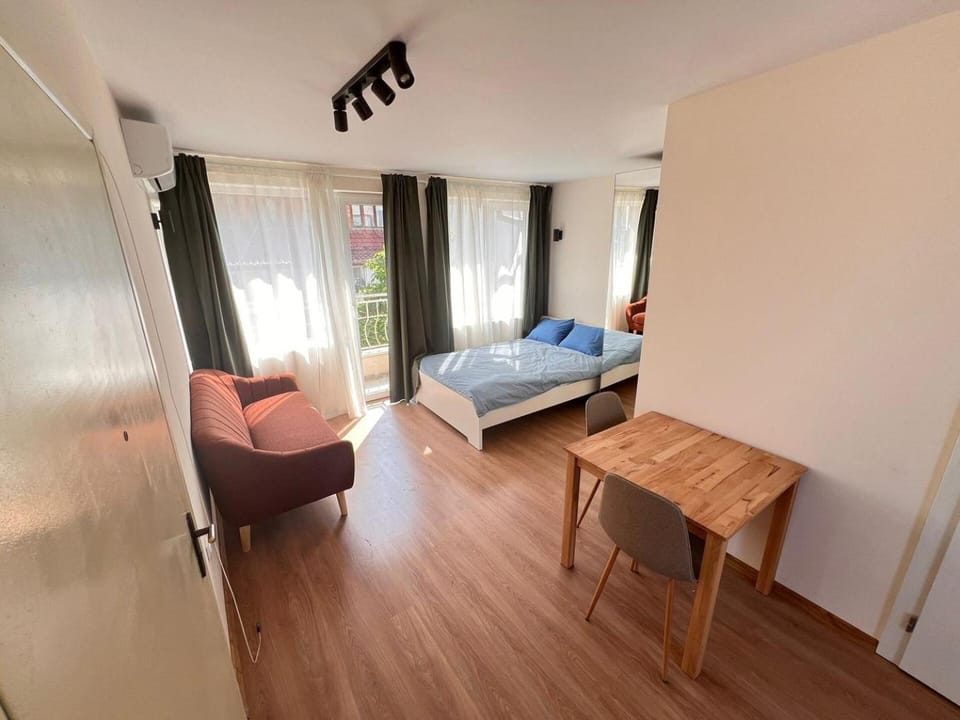 Sunny Nest Studio Apartment in Varna