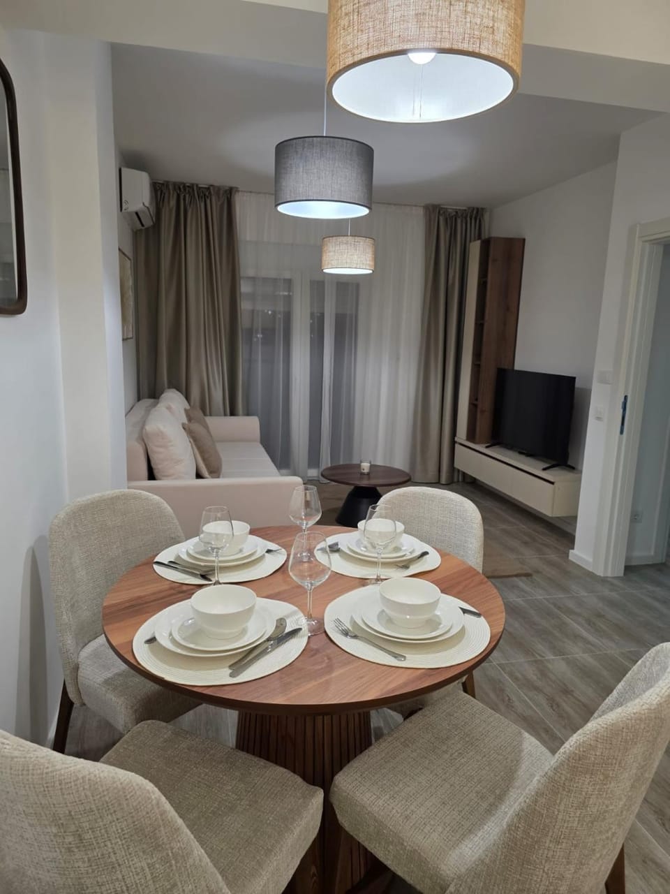 Living room, Dining area
