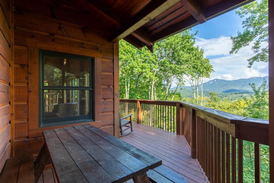 One Day More House in Sugar Mountain