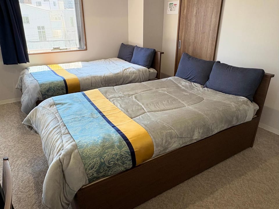 MｓＨＯＴＥＬ Apartment hotel in Osaka