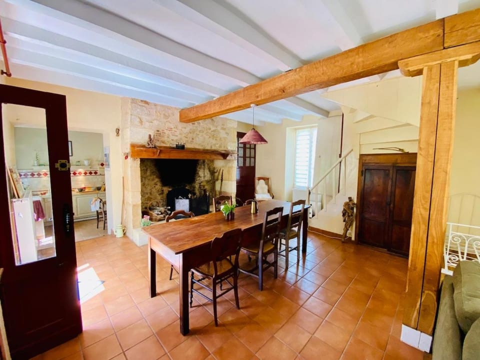 Living room, fireplace