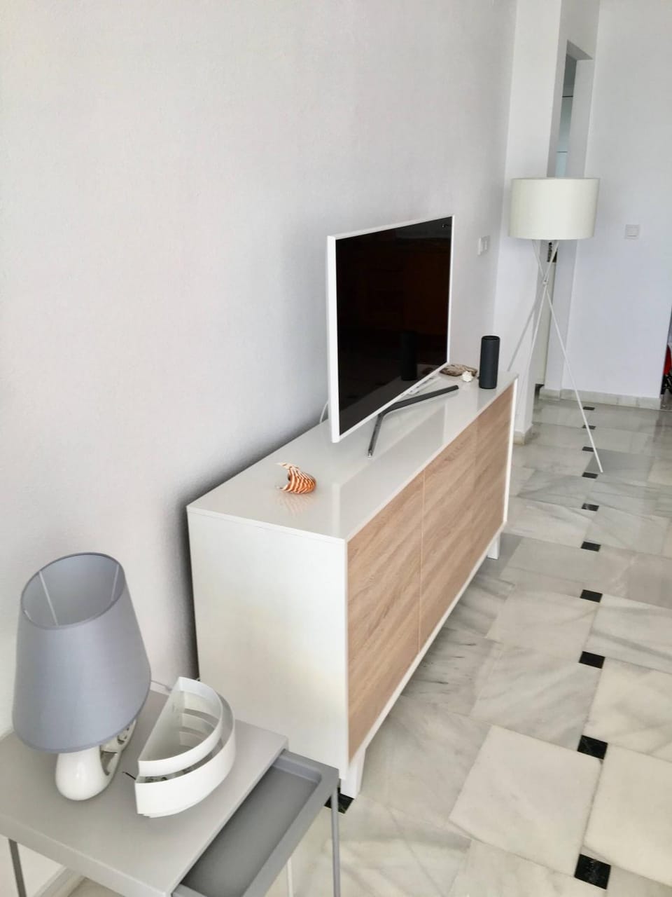 Communal lounge/ TV room, Living room