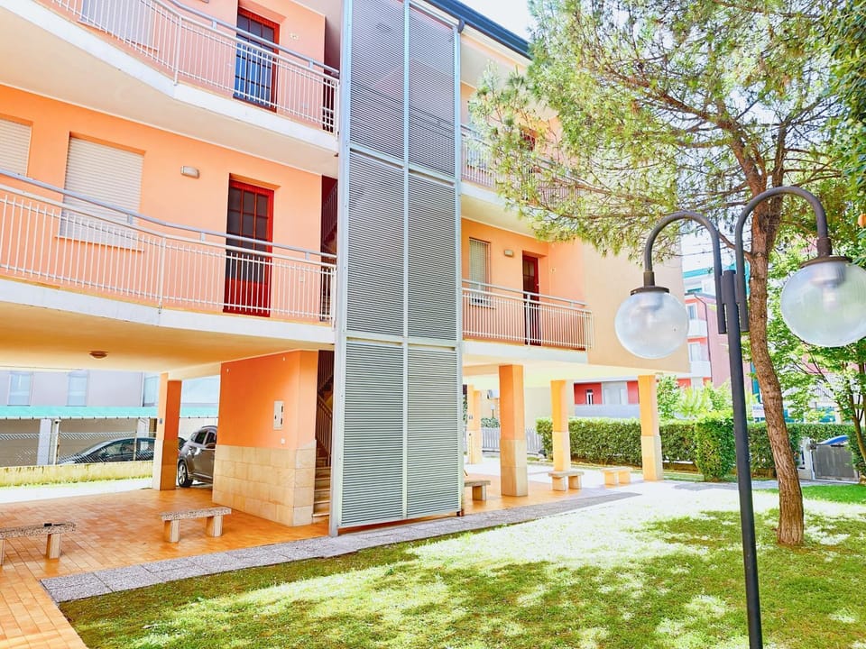 Property building, Garden