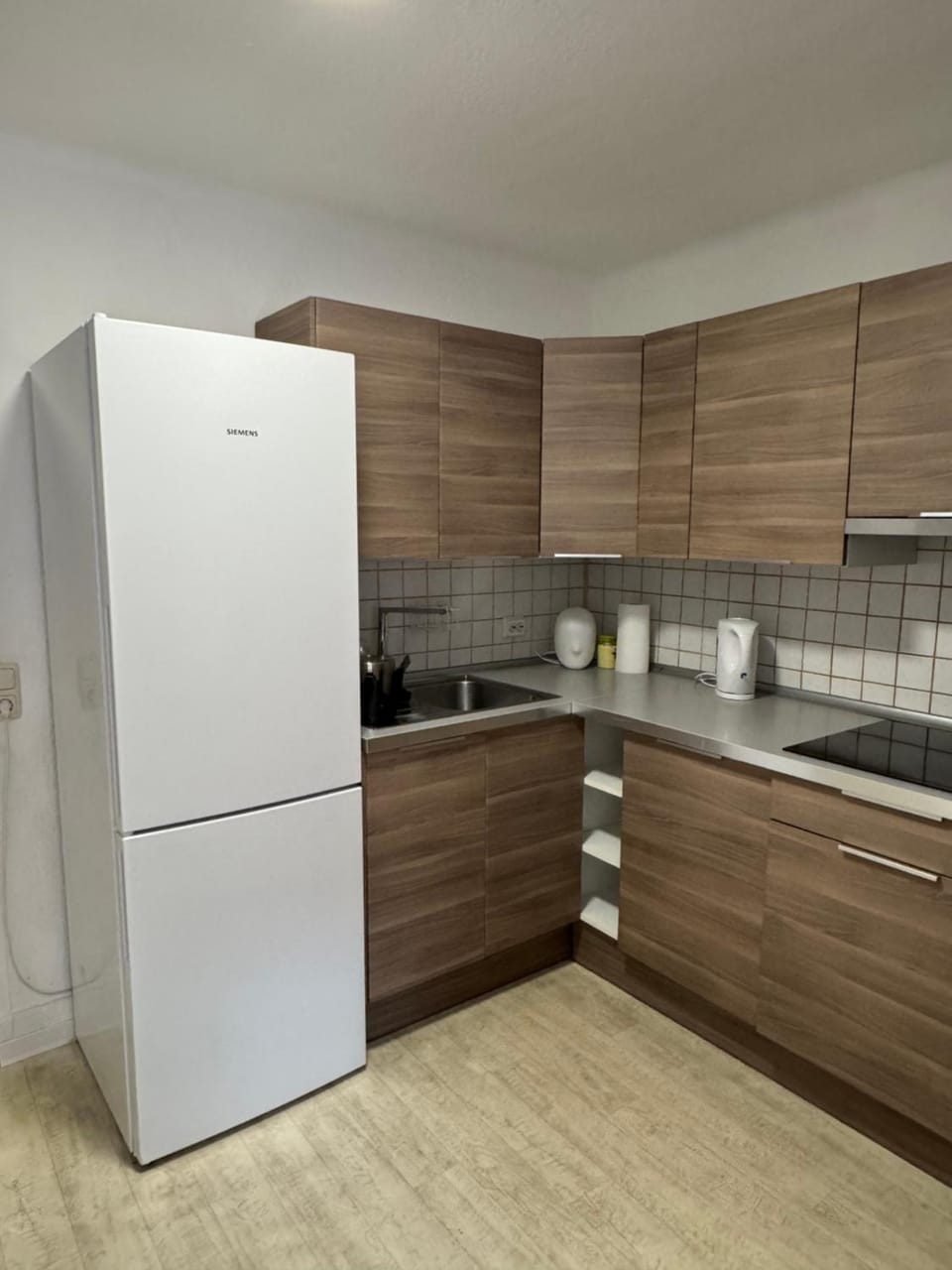Kitchen or kitchenette, kitchen, kitchen