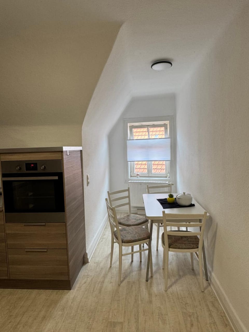 Kitchen or kitchenette, kitchen, kitchen