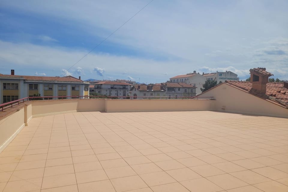 Le Bourdon - Terrasse - Centre-ville Apartment in Perpignan