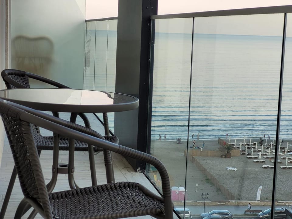 The sea is calling Apartment in Constanța County