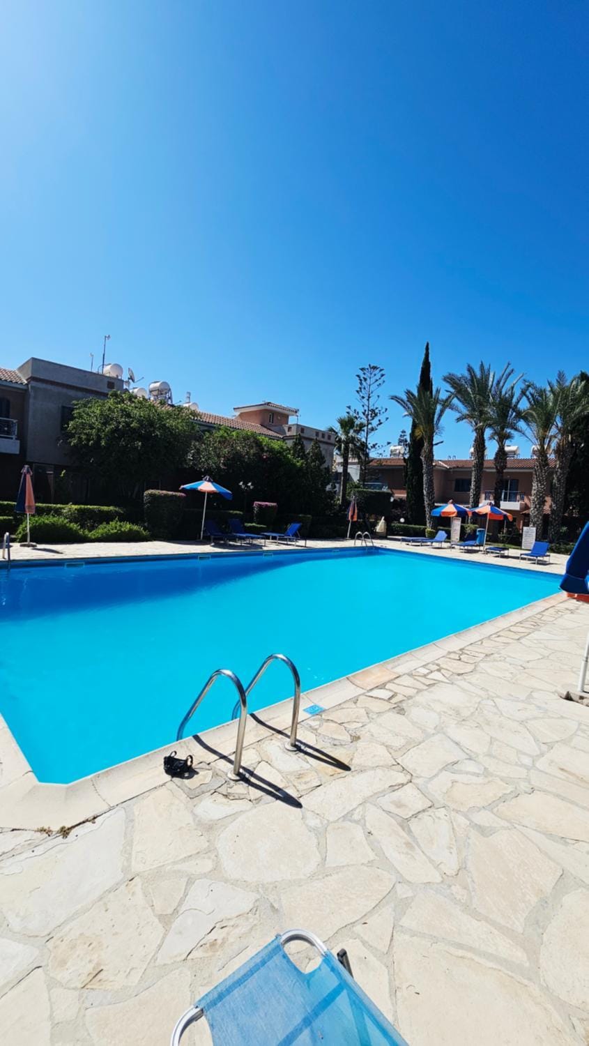 Swimming pool, Swimming pool