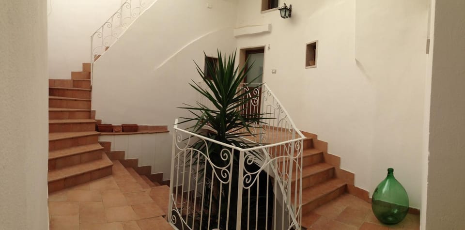 Inner courtyard view