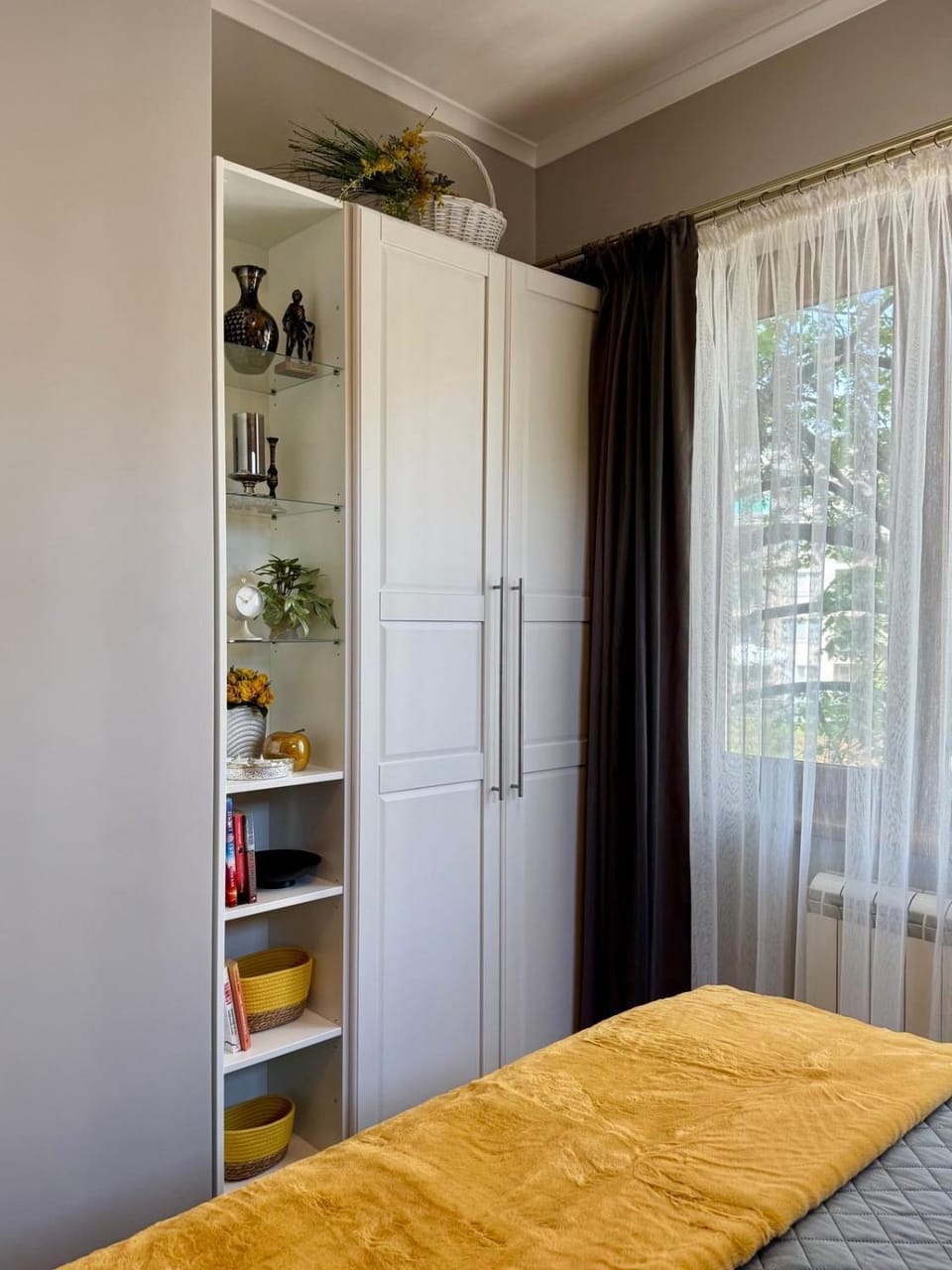 wardrobe