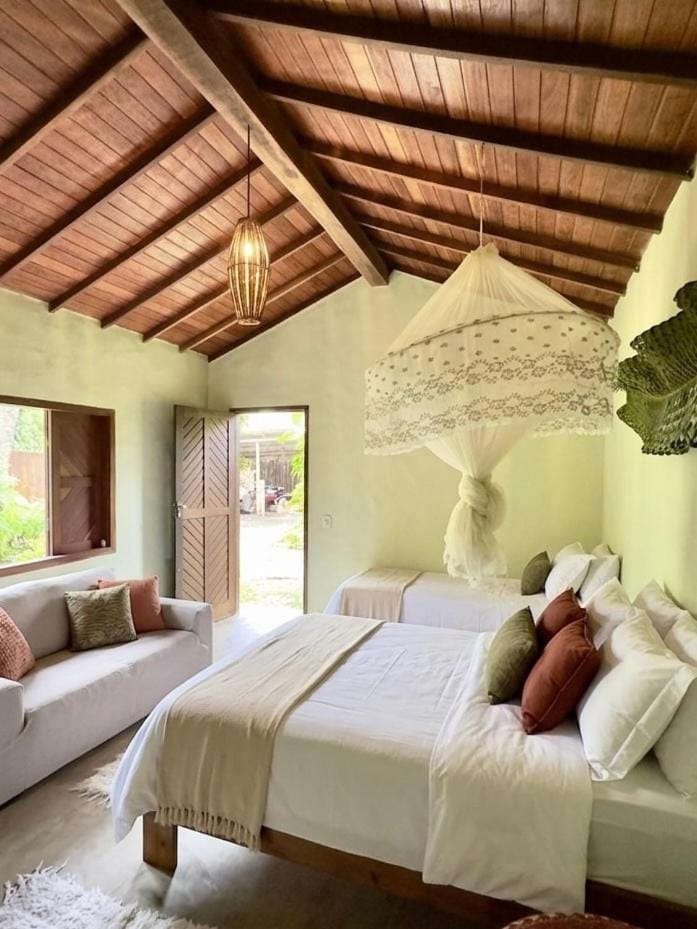 Spacious room for up to 3 people Apartment in Trancoso