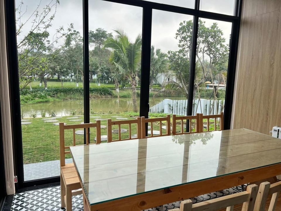 Dining area, Dinner, Dinner