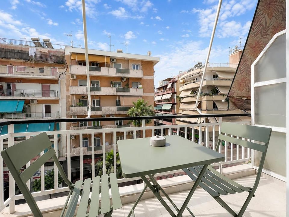 Piraeus Coastal Nest - 4 Guests by ΜΡS Apartment in Pireas