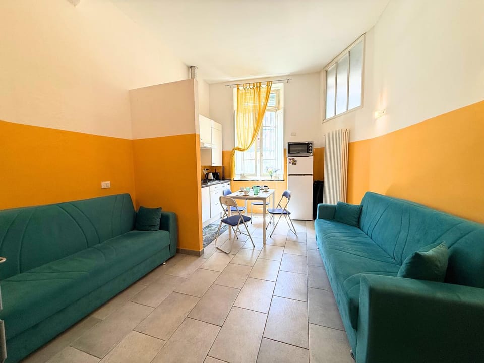 DIMORA Concept - Yellow Apartment Apartment in Ceriale