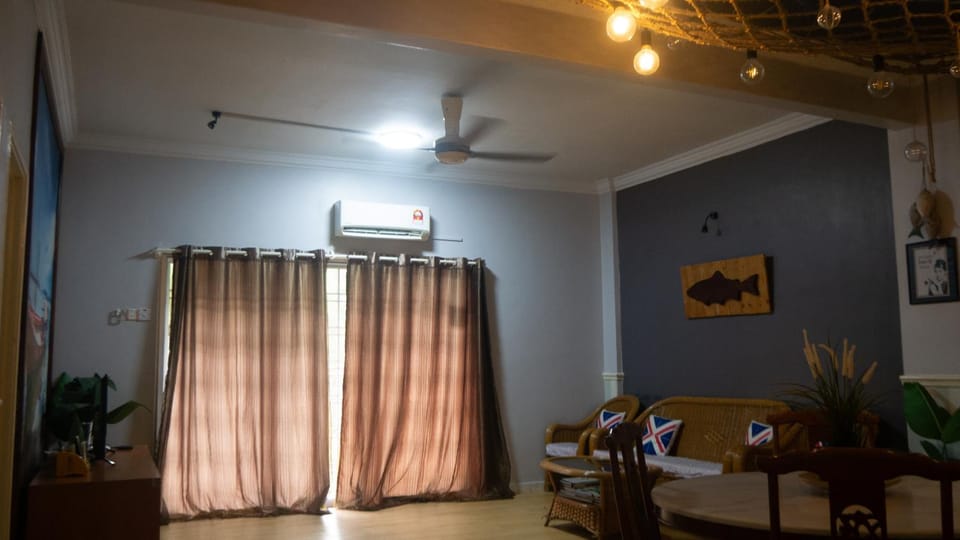 The Homestay 211 - nearby sky mirror jetty Apartment in Selangor, Malaysia